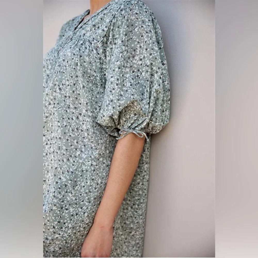 Mirth Belem Dress in Mint Field Flower - Picture 4 of 14